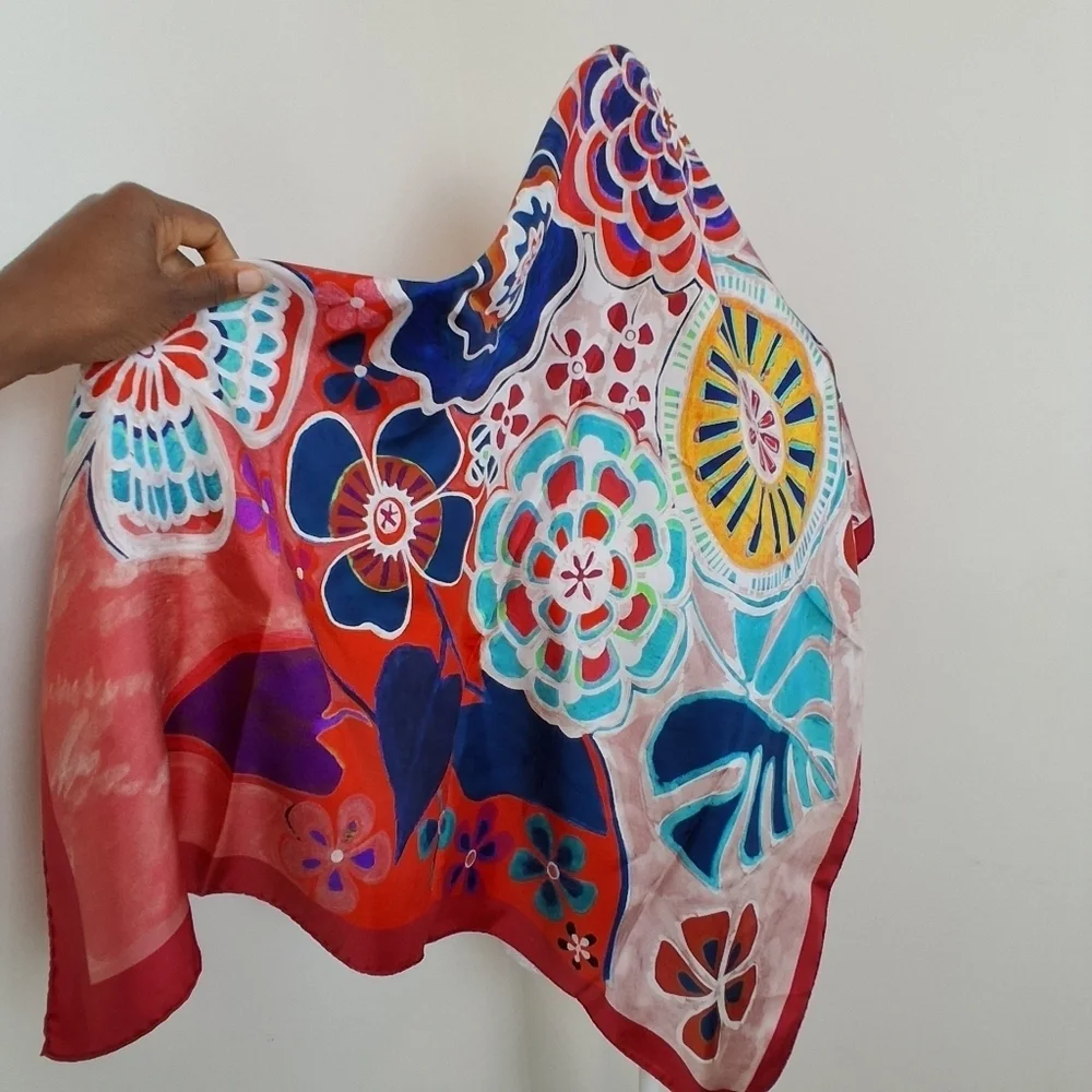 Elizabetta Clarissa Large Silk Italian Scarf NWT